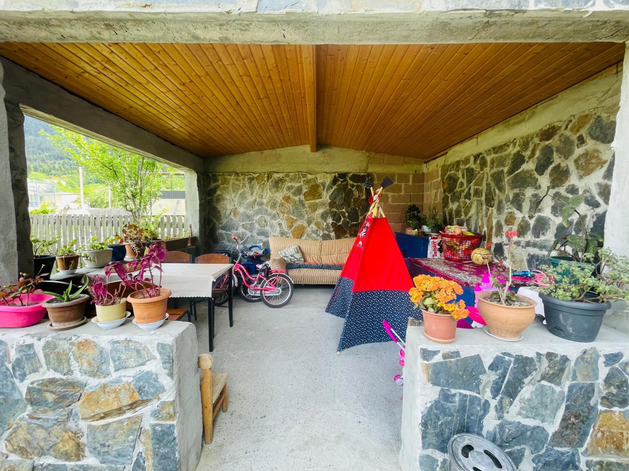 Manana Japaridze'S Guesthouse Mestia Dış mekan fotoğraf